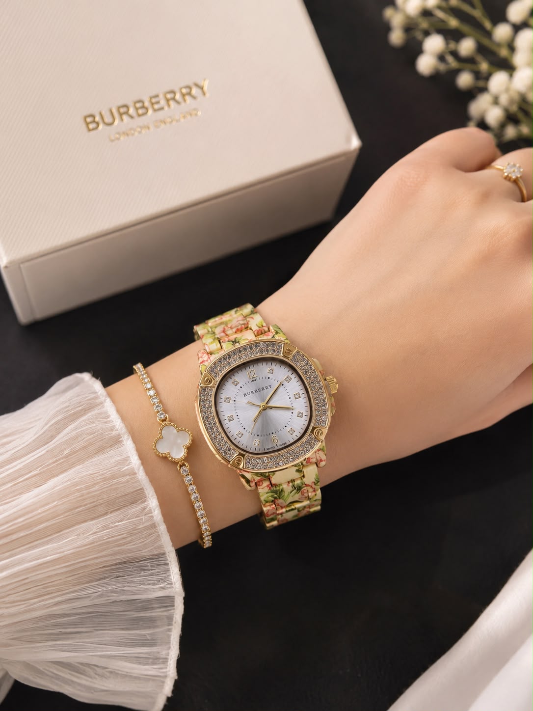 Burberry ladies watch_@_S_L2