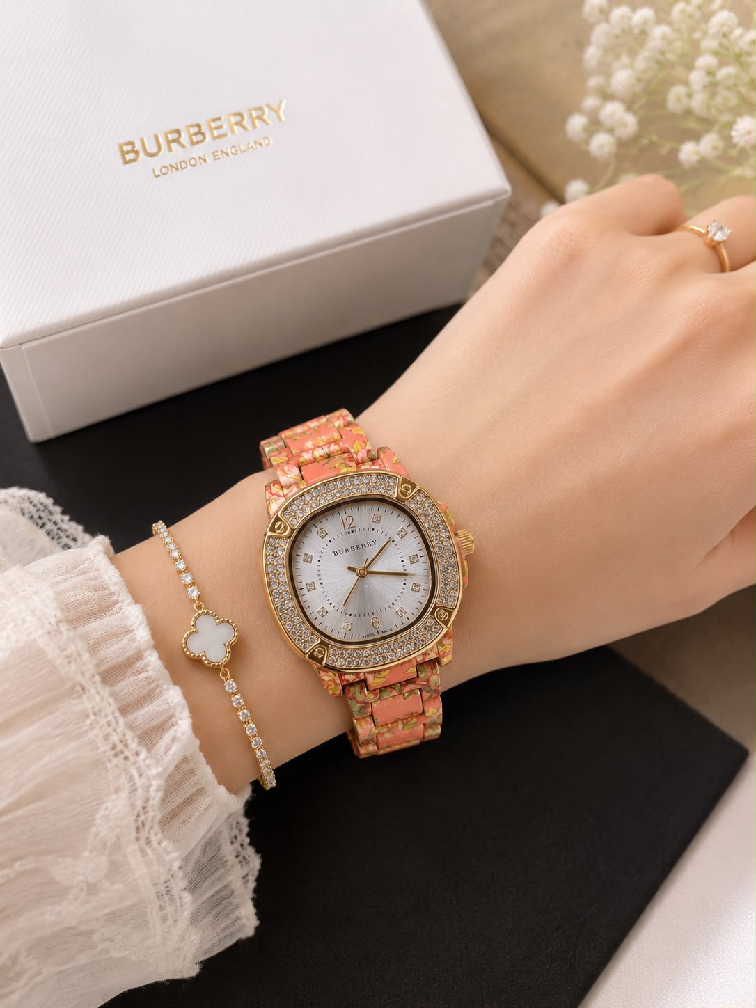 Burberry ladies watch_@_S_L2