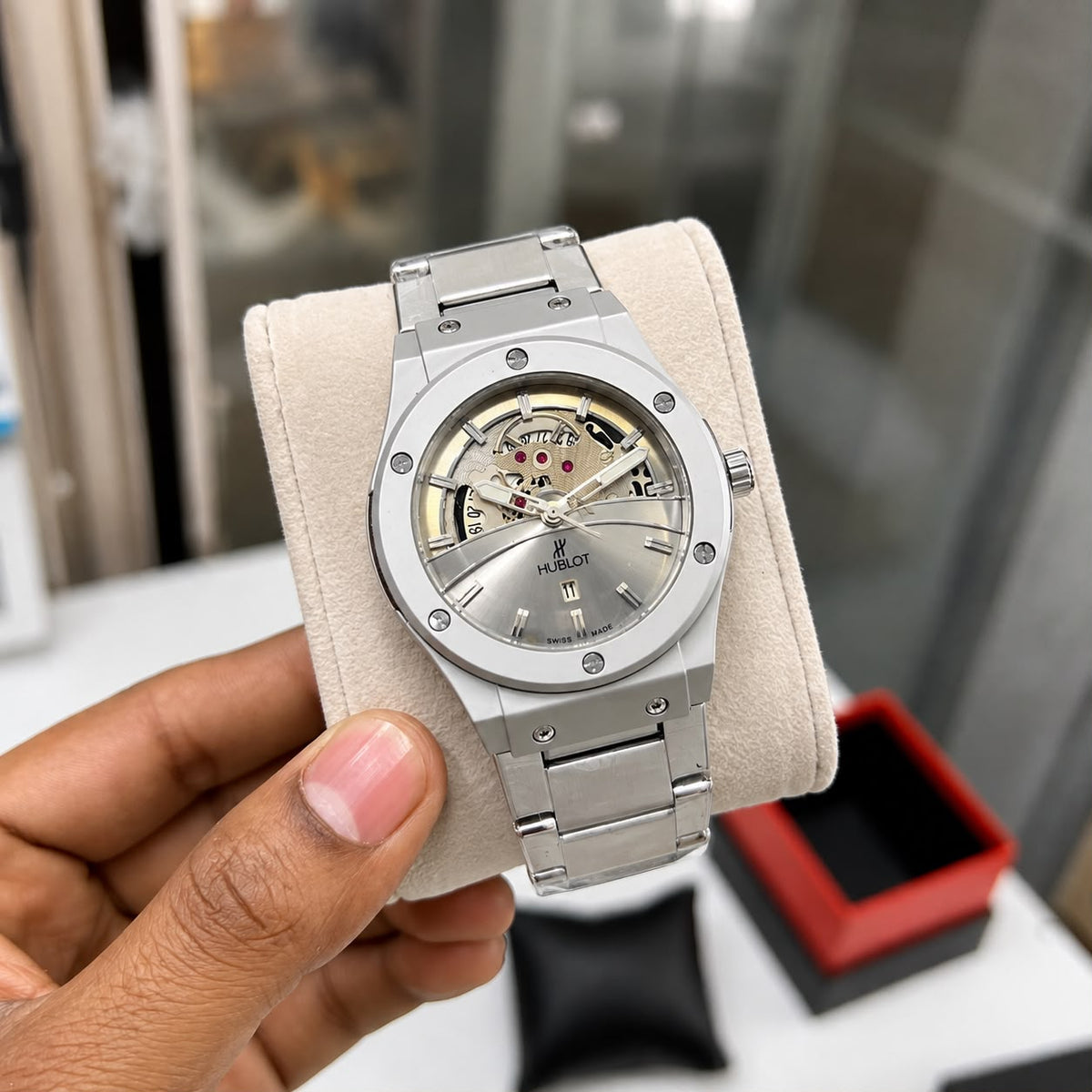 Hublo@t Classic Fusion Skeleton — Premium stainless-steel finish, striking skeleton dial,*_S14