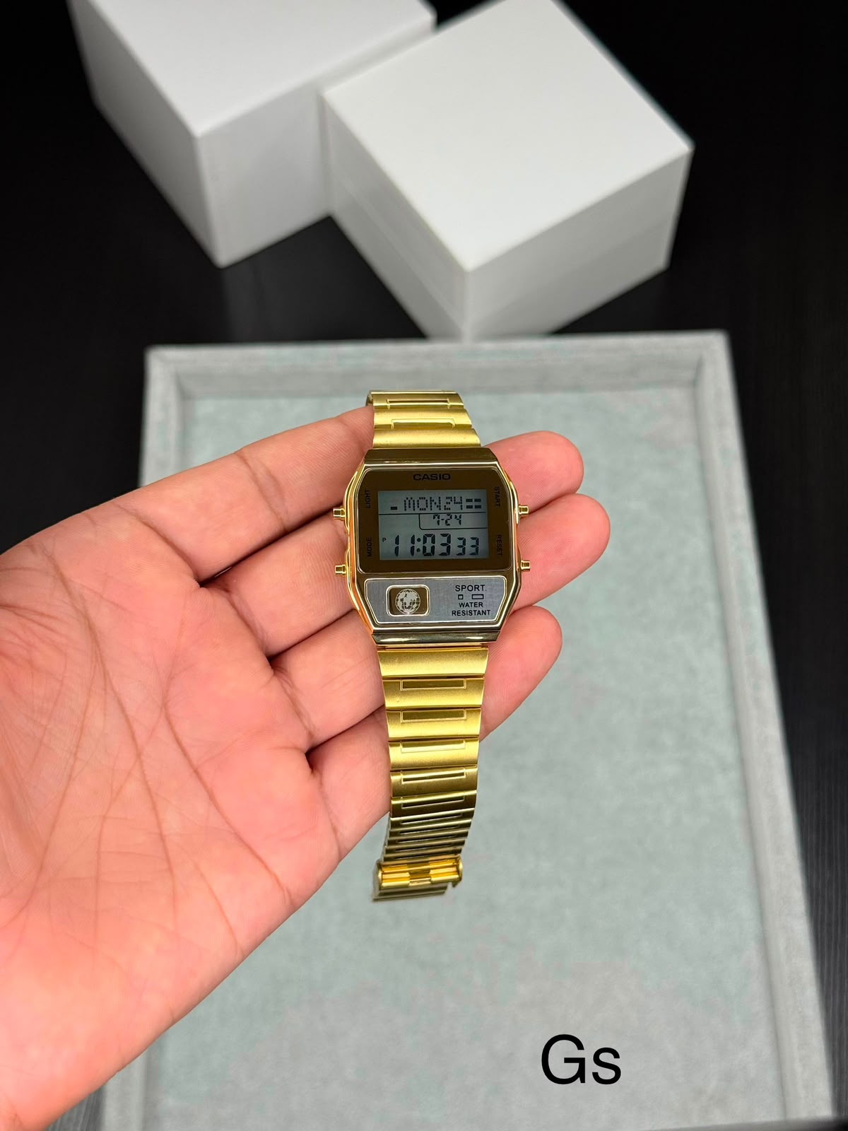 Casi@o Vintage A1100G-5DF gold digital watch_G1