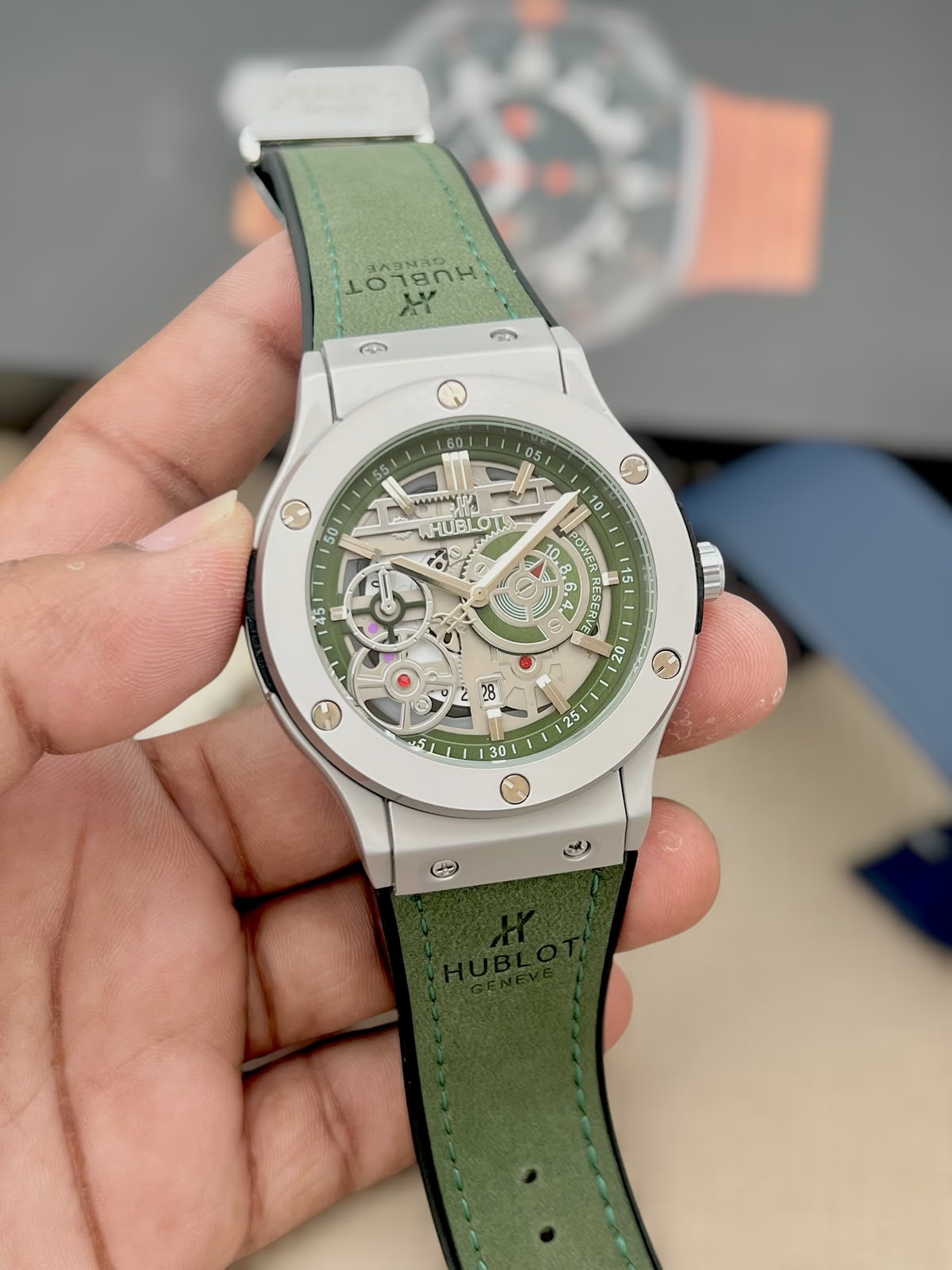 Hublot Men’s Premium Luxury Date Watch _S33⌚