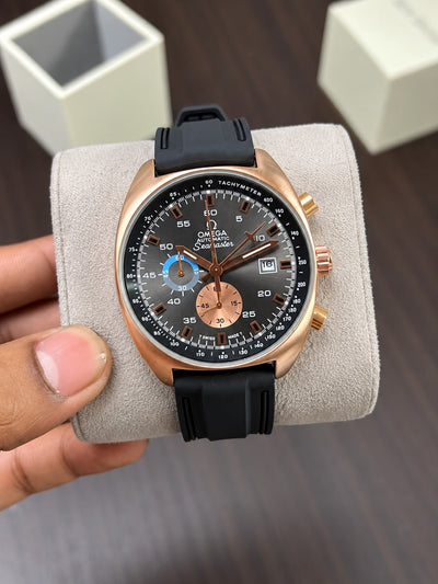 Omega Seamaster Chronograph  Luxury rose gold finish with a bold black dial_S8