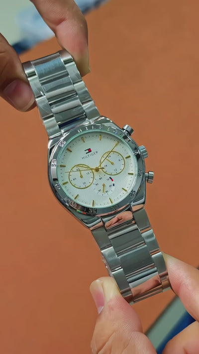 Designed with signature styling | durable stainless-steel build_J5